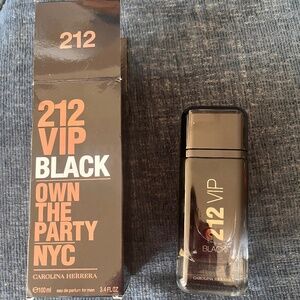 Carolina Herrera 212 VIP Black Eau de Parfum